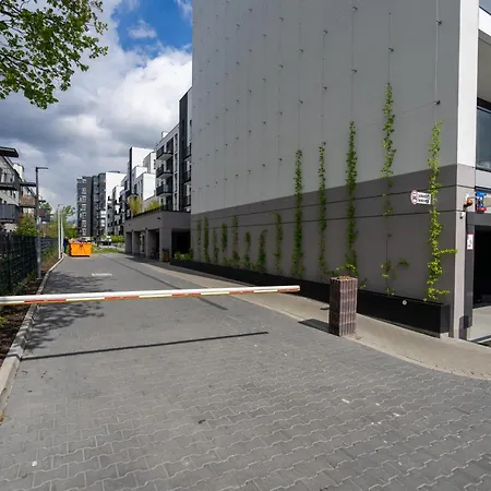 Appartement Bemowo - Parking, Balcony & Workspace - By Rentujemy Varsovie