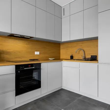 Bemowo - Parking, Balcony & Workspace - By Rentujemy Apartment Warsaw