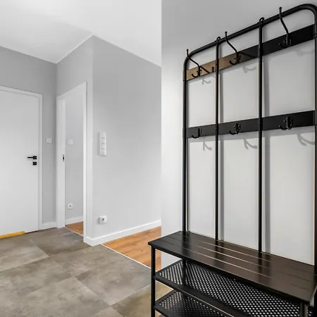 Apartment Bemowo - Parking, Balcony & Workspace - By Rentujemy