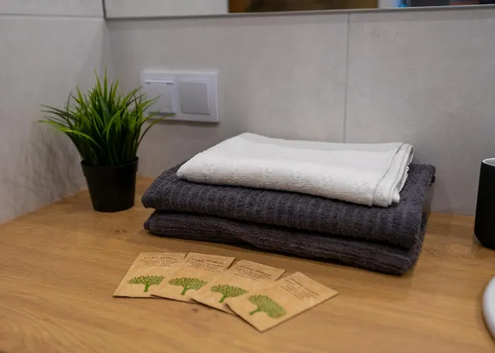 Apartamento Bemowo - Parking, Balcony & Workspace - By Rentujemy Varsóvia