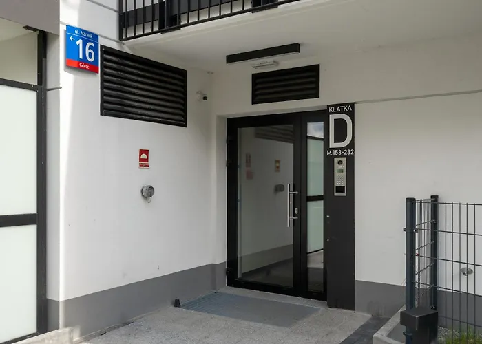 Bemowo - Parking, Balcony & Workspace - By Rentujemy * Varsóvia