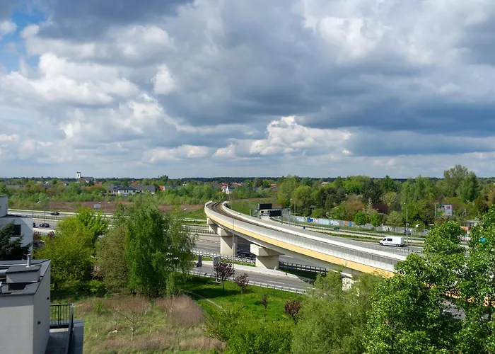 Apartamento Bemowo - Parking, Balcony & Workspace - By Rentujemy Varsóvia