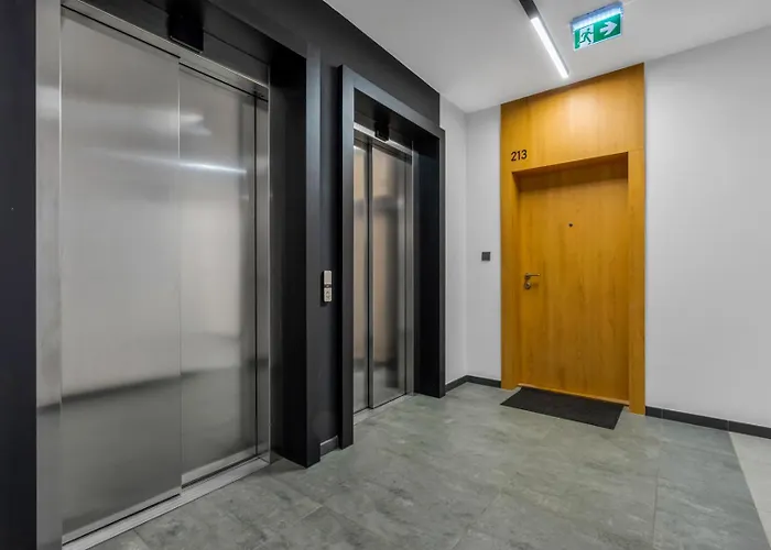 Bemowo - Parking, Balcony & Workspace - By Rentujemy *