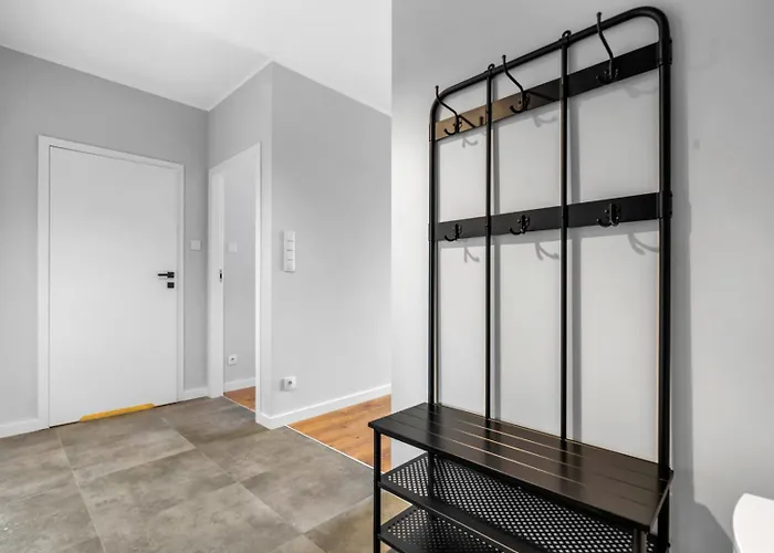 Apartamento Bemowo - Parking, Balcony & Workspace - By Rentujemy